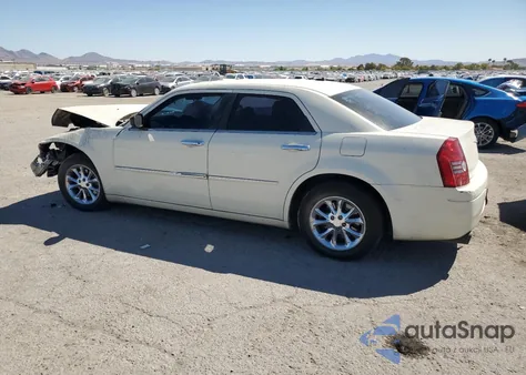2008 Chrysler 300 Lx z USA, uszkodzony, nr VIN 2C3KA43R38H127084